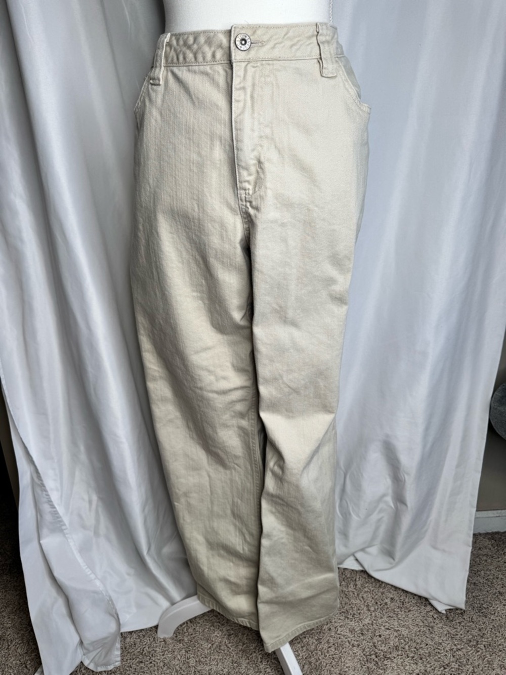 Cato Woman 22W Khaki Straight Leg Pants Stretch Denim Beige Casual Classic - Picture 3 of 16